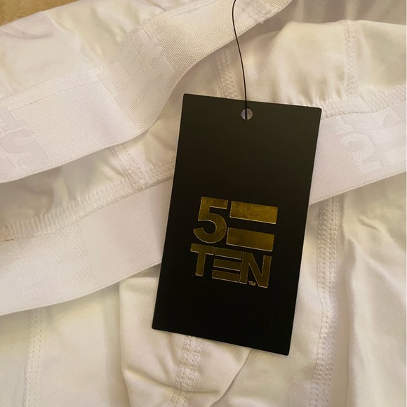 5equals ten NWT White trunk Small - Picture 9 of 12